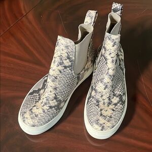 Snakeskin Patterned Women's Shoes